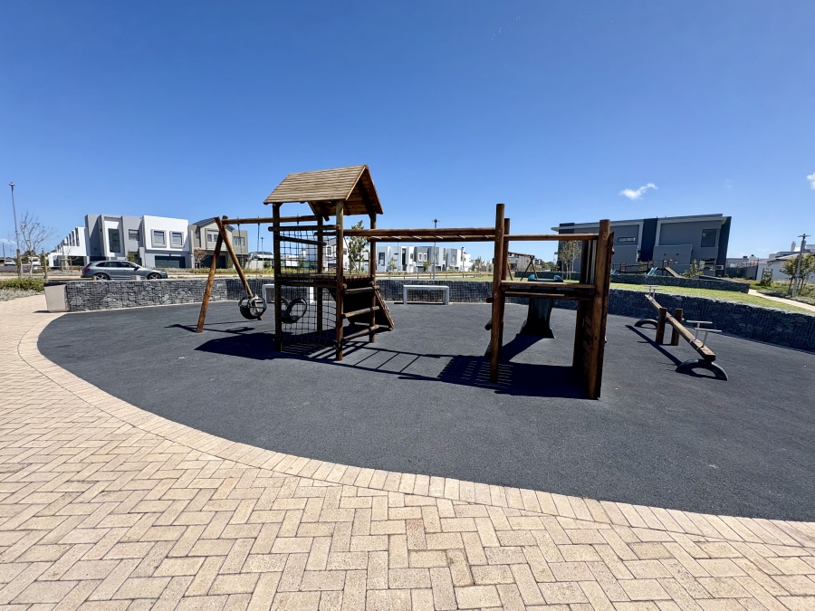 4 Bedroom Property for Sale in Sandown Western Cape